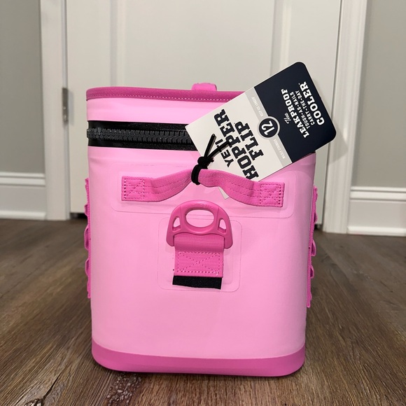 NWT Yeti Hopper Flip 13 Soft Cooler Power Pink Limited Edition - Picture 5 of 5